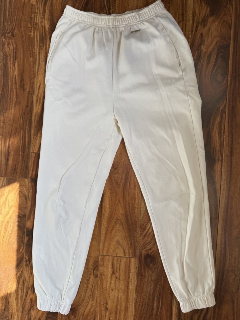 Gymshark x Whitney Simmons Loose Joggers Sweatpants Cream Unbleached Lounge S